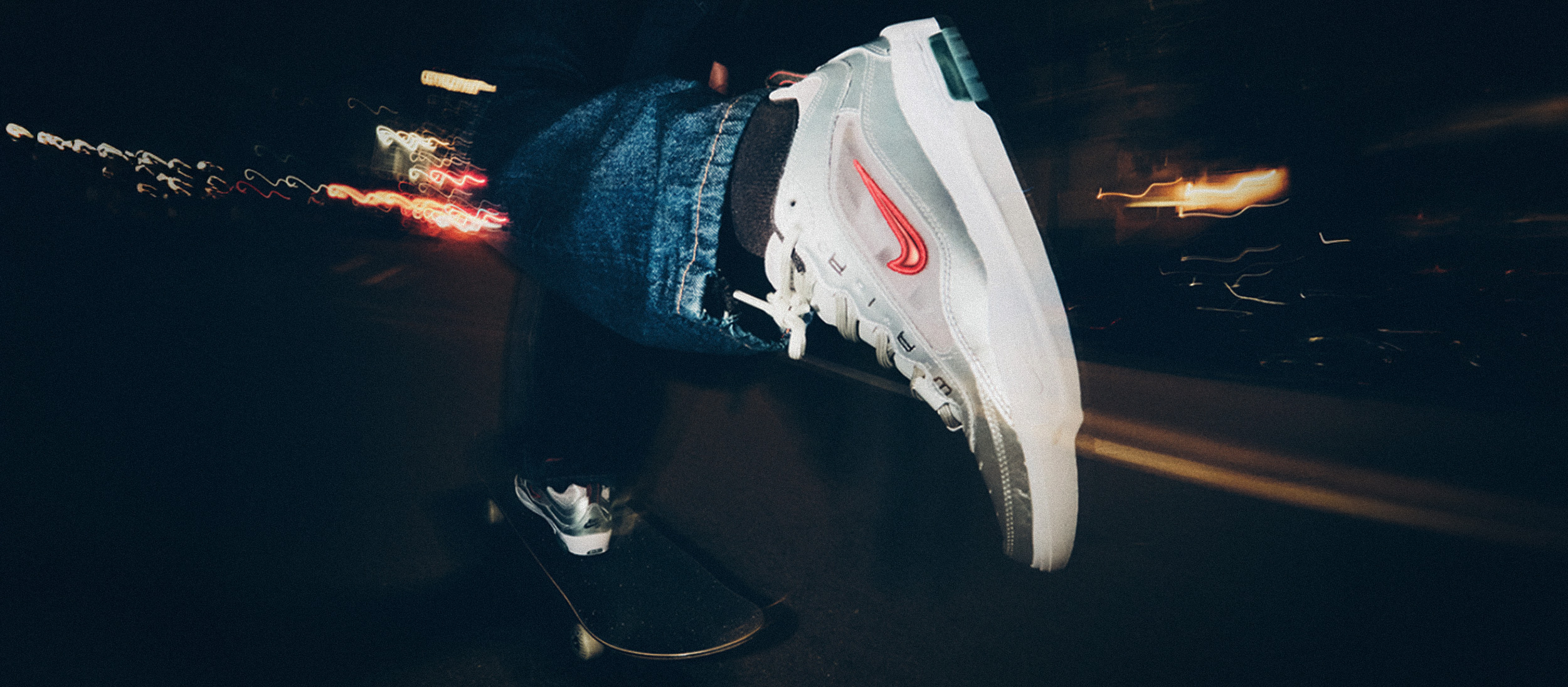  NIKE AIR MAX ISHOD PRM 